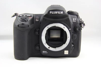 Fujifilm S5 Pro Body digitale Spiegelreflexkamera 12,3 MP Nikon F Mount # 13265 - Bild 1 von 4