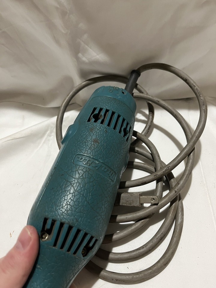 Makita Compact Corded 6mm Die Grinder Model GE0600 25,000 RPM