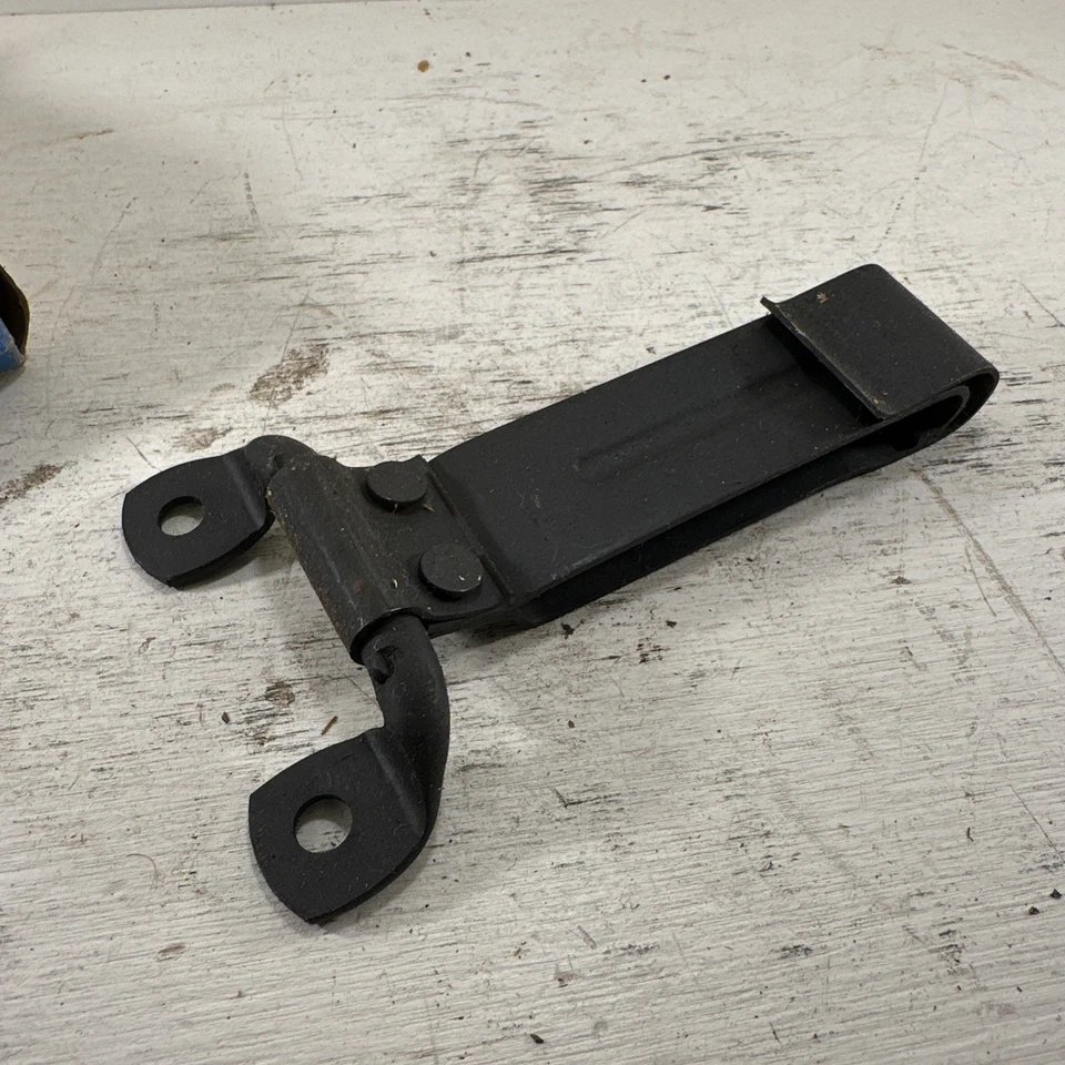 Ford Econoline Club Wagon 1972-1974 E100 E250 E350 carrocería lateral correa de control Foto 3 de 4