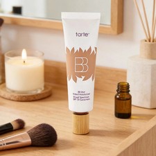 Tarte BB Blur   Tinted Moisturizer  SPF 30 Sunscreen   1oz   New in Box