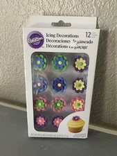 Wilton 3D Flowers Royal Icing Decorations, 12 count for cakes or cupcakes 2 pk