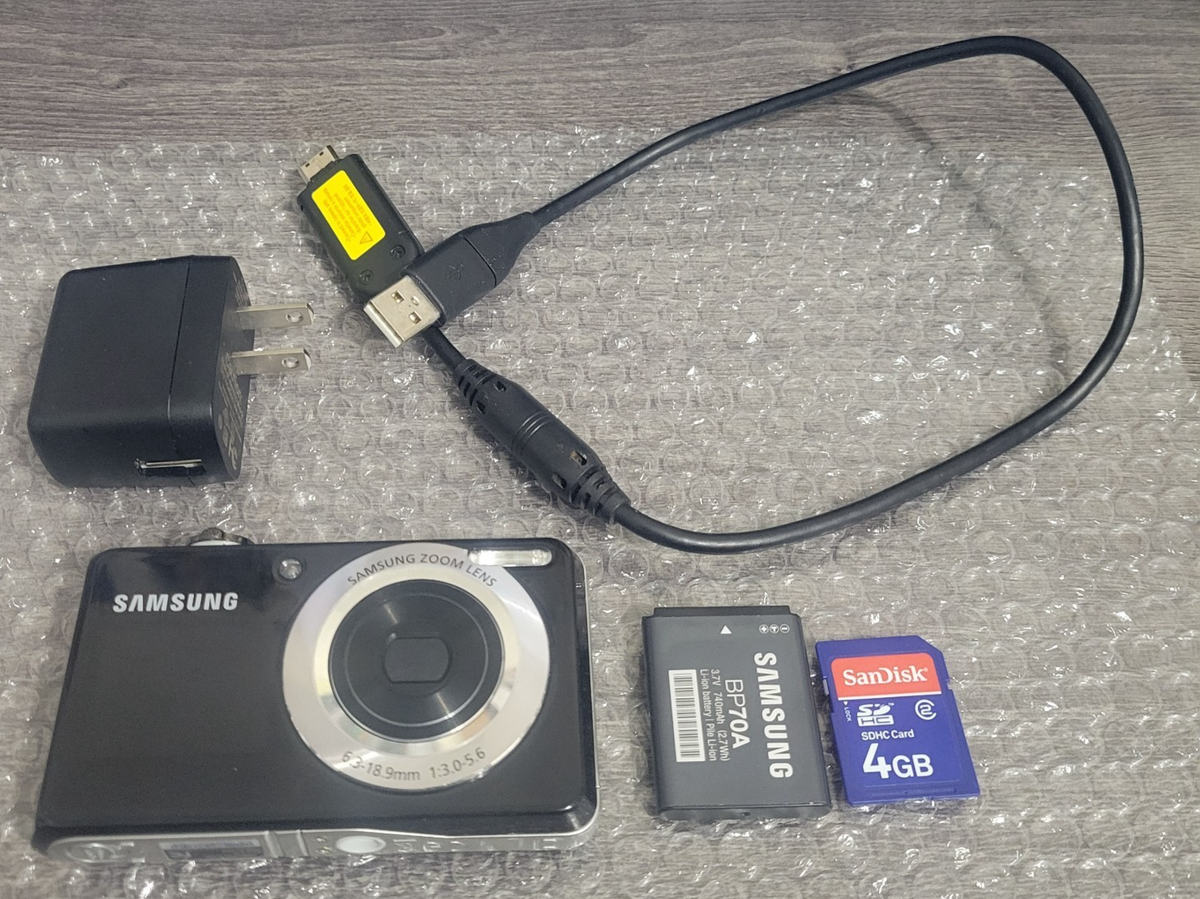 Samsung TL205 12.2 MP Digital Camera Battery Charger SDHC Card