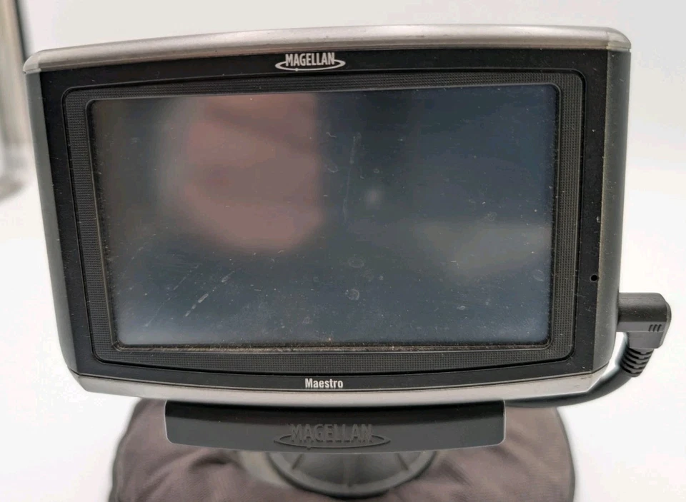 Magellan Maestro 3100 portable GPS auto Navigation System Canada 310 - Image 4 of 4