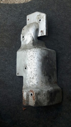 NISSAN PRIMERA P12 2.2 KATALYSATOR HITZESCHILD ABDECKUNG