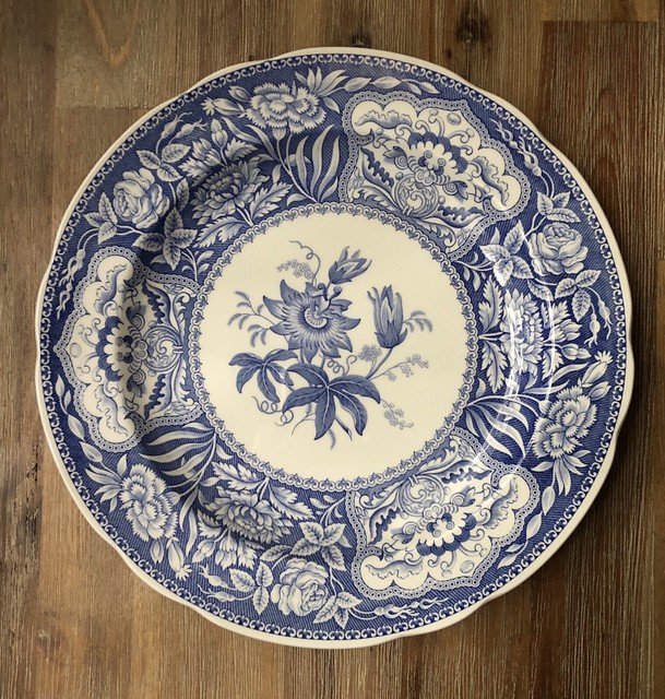 THE SPODE BLUE ROOM COLLECTION FLORAL Blue & White Plate Made In