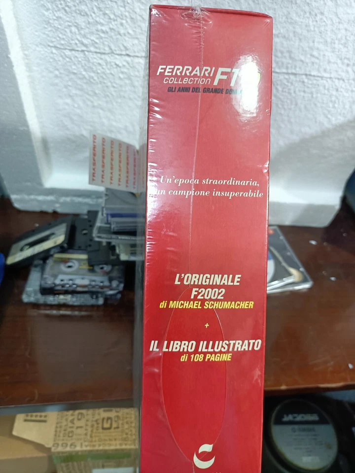 FERRARI F2002 F1 Collection Gli Anni Del Grande Dominio LIBRO MICHAEL SCHUMACHER - Immagine 4 di 4