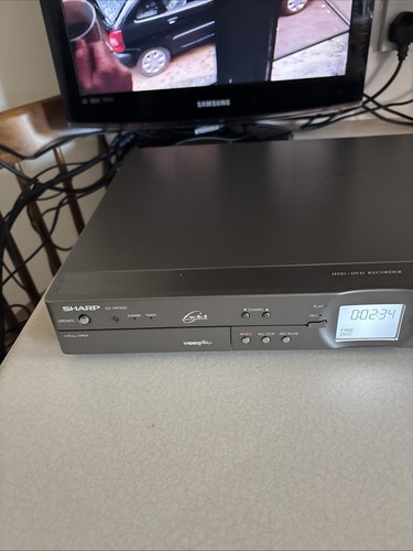 Sharp DV-HR350S DVD- / HDD-Recorder, 120GB - Picture 3 of 5