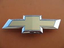 2016-2018 CHEVY SILVERADO FRONT GRILLE EMBLEM BADGE LOGO SIGN 16 17 18 A26833