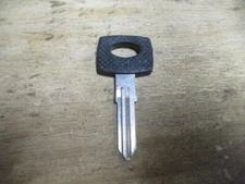 1976-1984 Volvo 1975 Triumph TR6 HU38P Key Blank