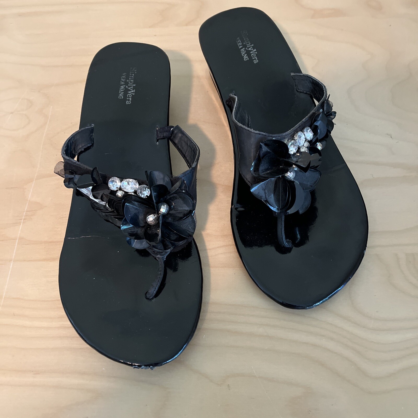 Vera Wang Simply Vera Sandals Flip Flops Black Women Size 11 | eBay