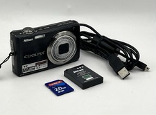 Nikon COOLPIX S630 12.0MP Digital Camera Black W/ Battery Charger  2GB Card