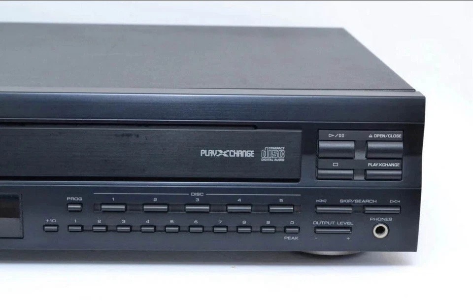 Yamaha CDC-665 5-Disc CD Changer Carousel Player Tested No Remote - Image 3 of 4