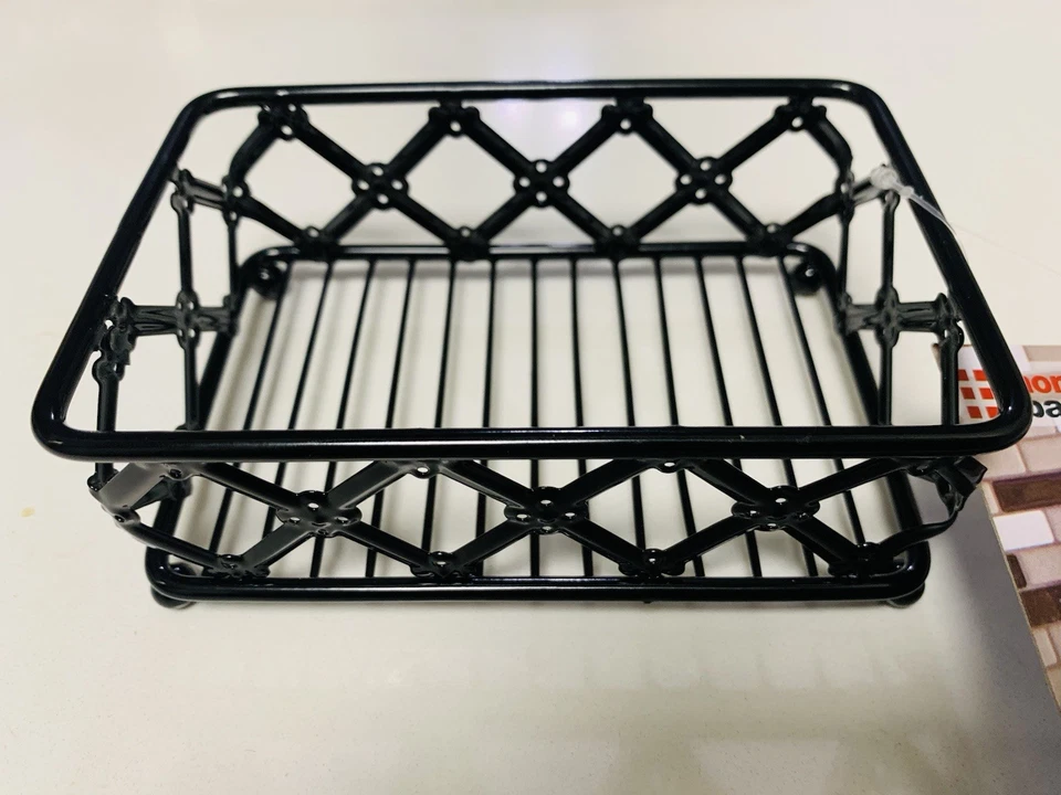 Soporte de esponja de acero negro Home Basics - Organizador de fregadero de celosía resistente al óxido Foto 3 de 4