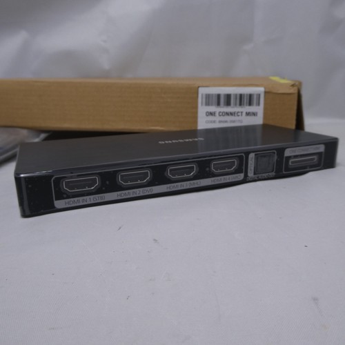Mini caja Samsung One Connect BN96-35817G - negra con cable UN40JU7100FXZA nueva - Imagen 12 de 12
