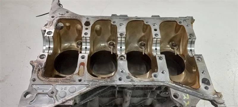 Блок цилиндров 2,5 л 4-цилиндровое купе подходит для Nissan Altima 2007-2013 годов выпуска  - Изображение 4 из 4