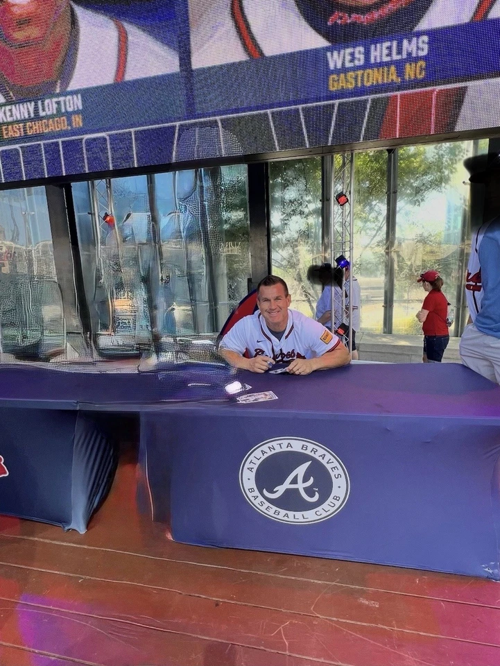 Tarjeta de béisbol de gran tamaño de Wes Helmes autografiada 4x6 2025 Foto 3 de 3