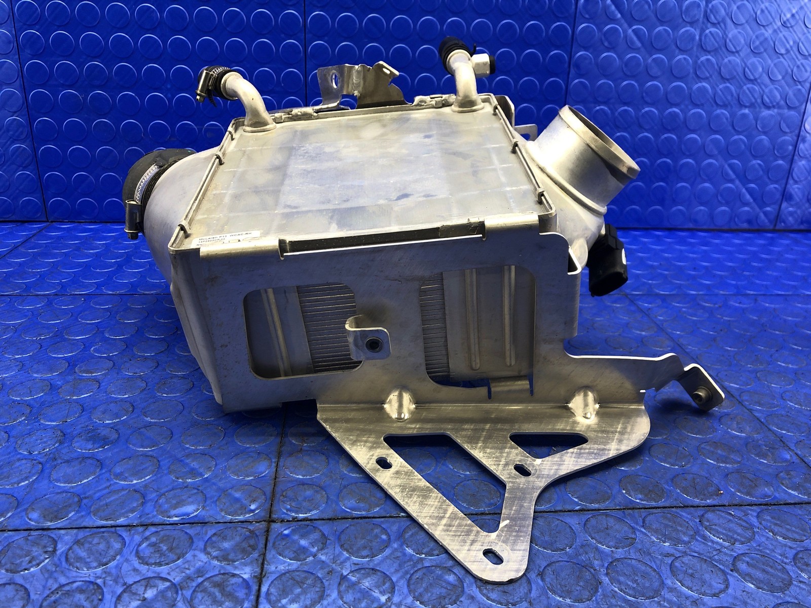 2016-2021 MCLAREN 570S OEM REAR RIGHT TURBO INTERCOOLER RADIATOR 13F0302CP