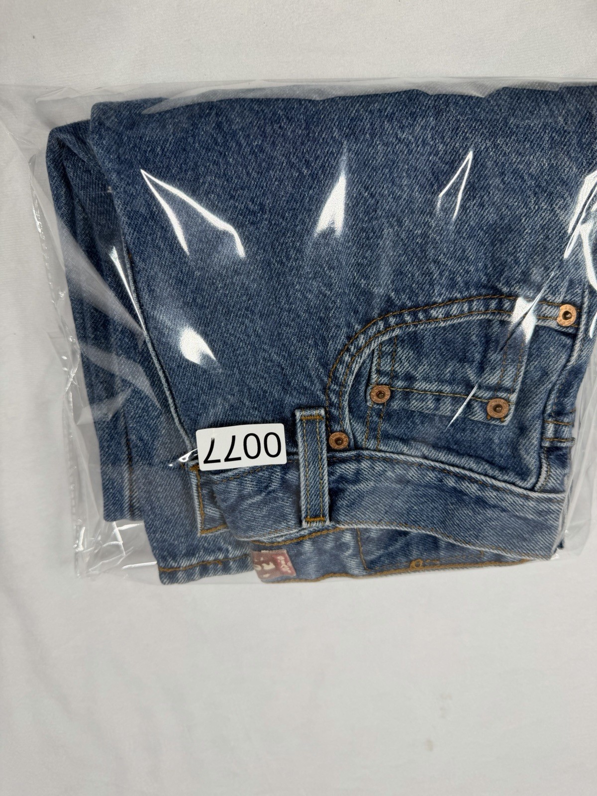 Levi's 550 Jeans Boys 12 Relaxed Cotton Straight Leg Medium Wash Denim Blue thumbnail 23