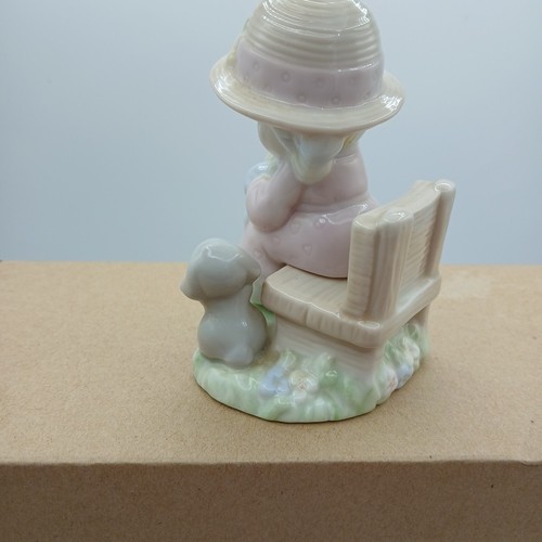 Vintage Salt And Pepper Shakers 1997 Enesco Girl Sitting on Bench - Picture 6 of 6