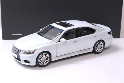 AUTOart 1/18 レクサス LS600hL 2013 ホワイトパール Lexus LS600HL 2013 Autoart 1/18 Pearl White | eBay
