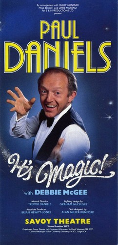 Paul Daniels collection 20 items with autograph, clips, magic magazines, tricks - Picture 7 of 7