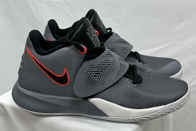 kyrie flytrap 3 youth