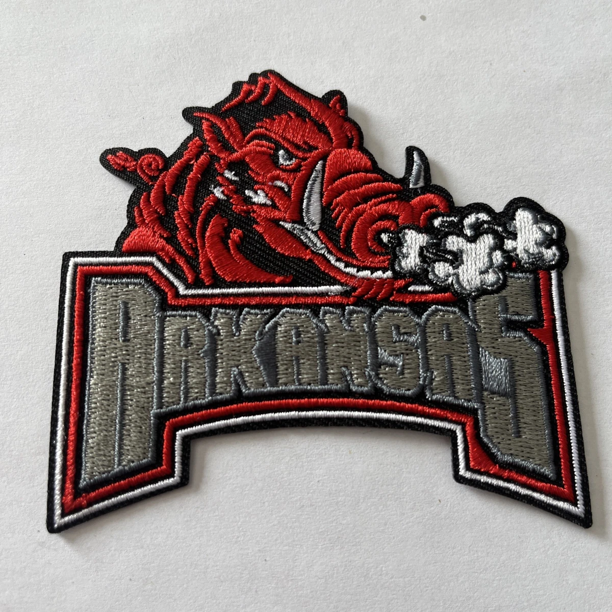 Lot De 2 Patches Brodés Arkansas Big Red University - Neufs - Rares