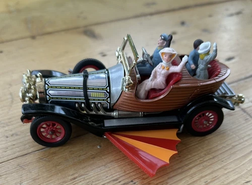Vintage Corgi die-cast model Chitty Chitty Bang Bang car - See Description
