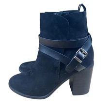 Madden Girl Ankle Booties Womens Size 8  Black Suede with Buckle Straps Shoes