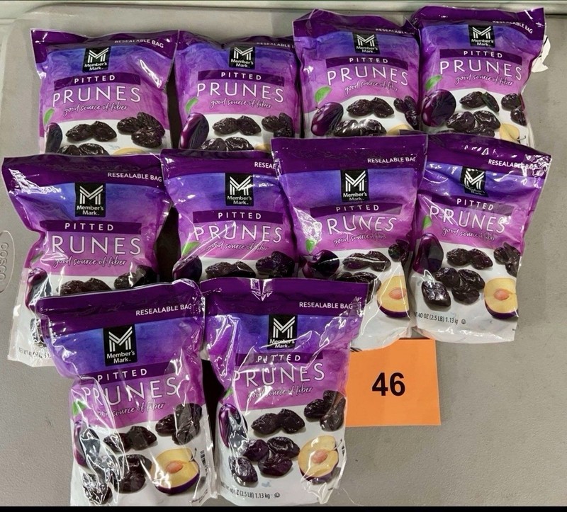 Member's Mark Dried Pitted Prunes 40 oz Resealable Bags Natural Snack 10 Bag Lot