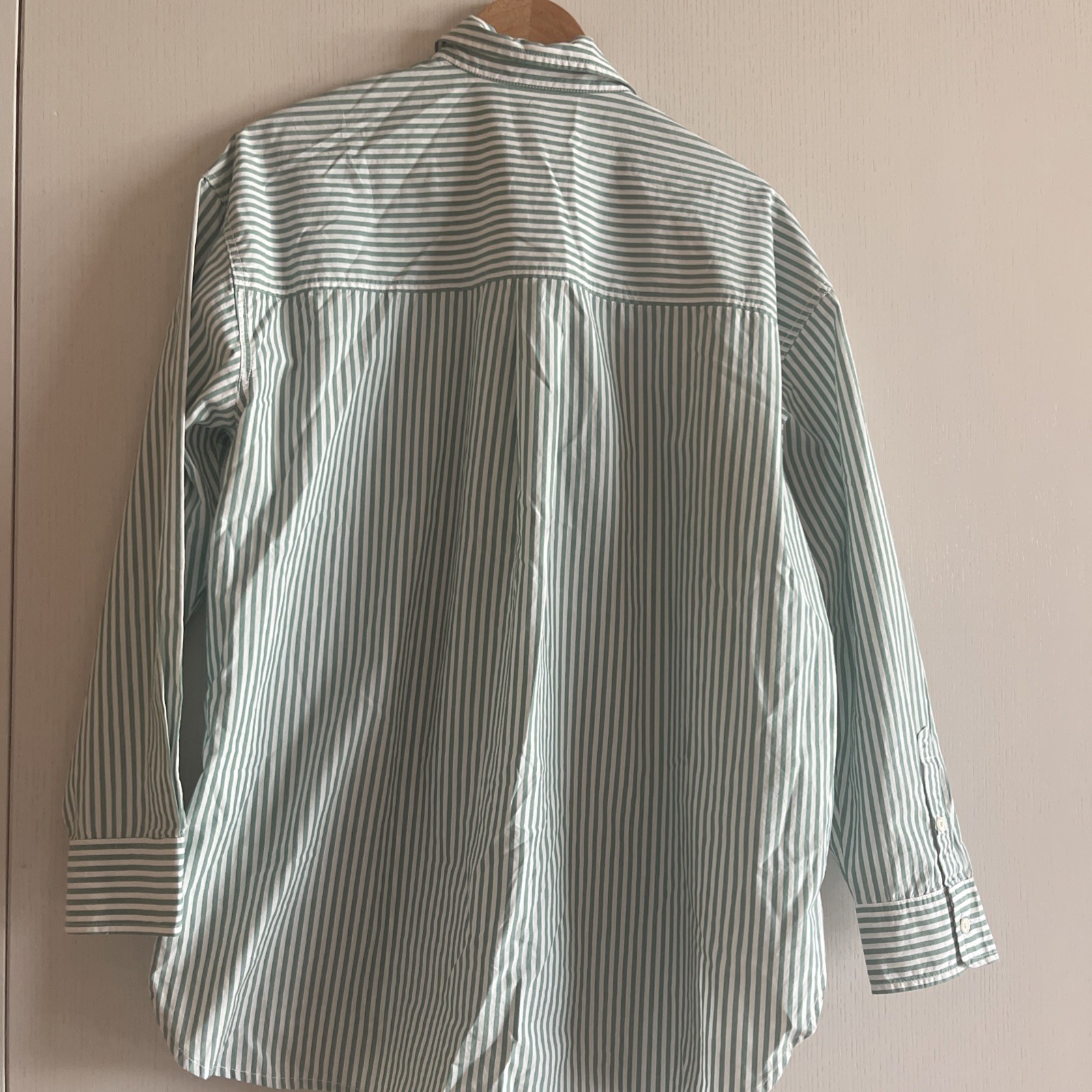 Universal Thread Oversized Boyfriend Button Down … - image 3