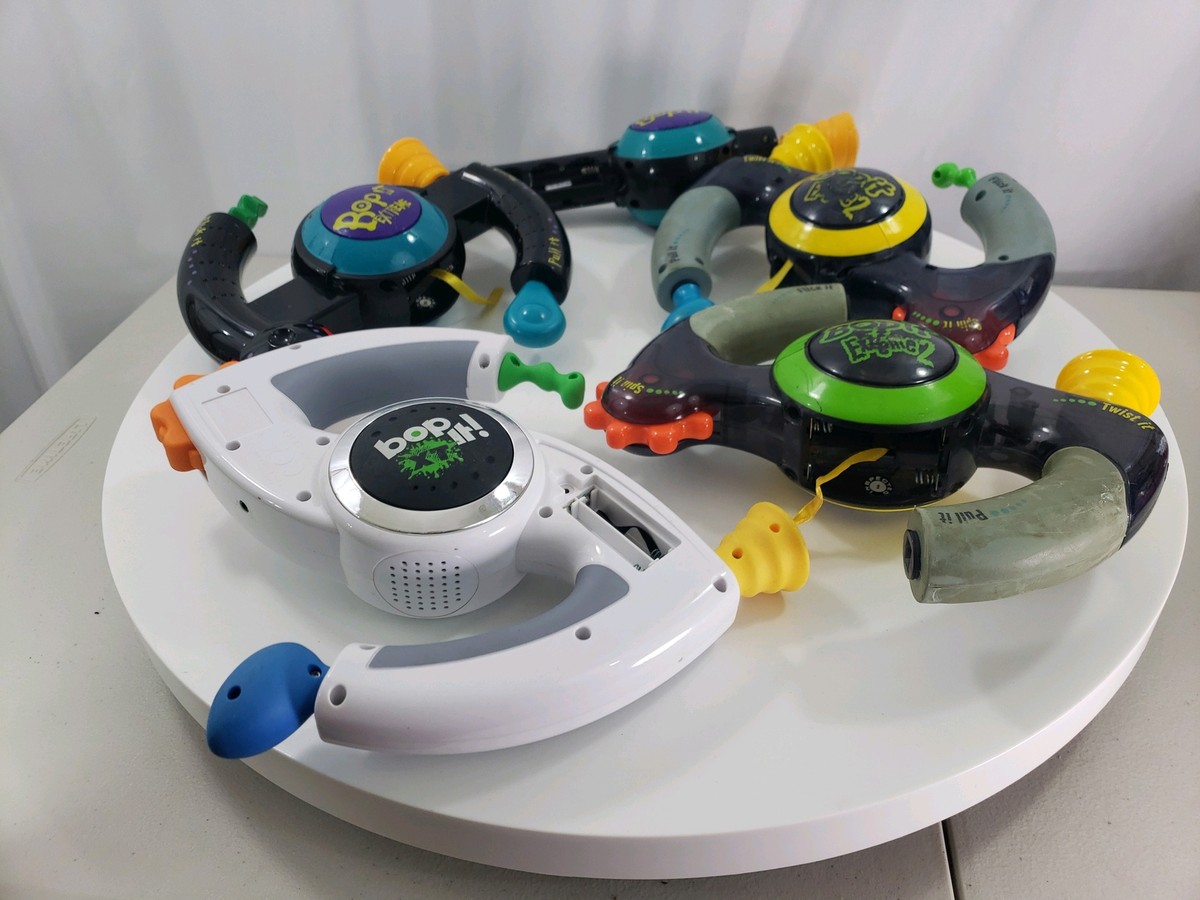 FAULTY Original BOP IT Extreme Handheld Electronic Games