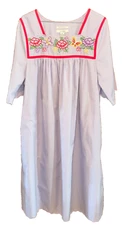 GO SOFTLY PATIO DRESS Sz M MUU caftan duster purple poplin embroidered floral