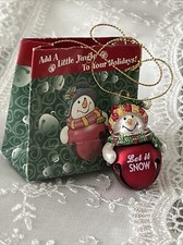 Ganz Jingle Bell Christmas Tree Ornament Snowman Green Cap "Let It Snow" W/Bag