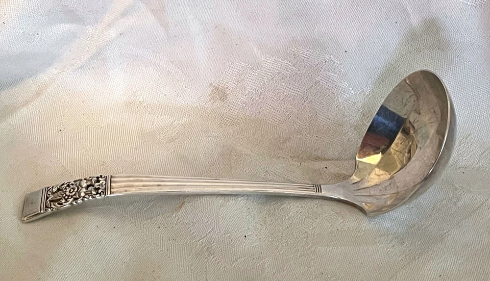 Oneida CORONATION Gravy Ladle 7-1/8" Community Silverplate 1936 - Image 4 of 4