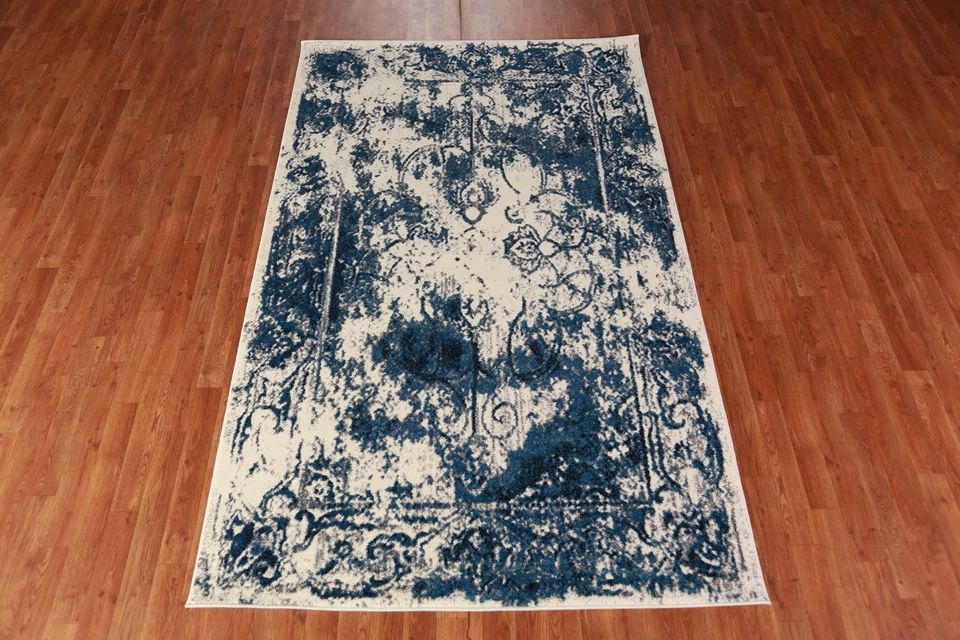 Transitional Style Turkish Area Rug 5x8 ft Carpet - Image 3 of 4