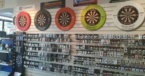 COMBO FLIGHTS AND PROTECTORS 30 FLIGHTS AND 9 PROTECTORS STEEL / SOFT TIP DARTS - Picture 4 of 4
