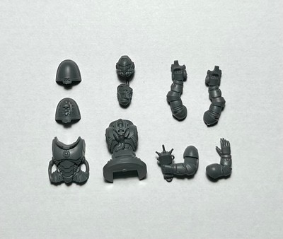 Space Marines Repulsor Executioner Tank Commander / Techmarine - Warhammer 40K