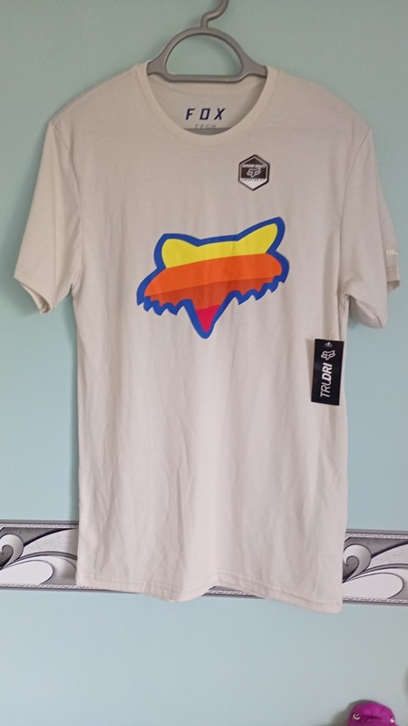 Fox Racing Tech  Mens T Shirt  Size Small 38 Inch Chest Tru Dri Fabric NWT White