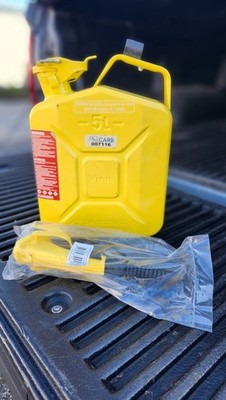 Wavian Gas Can, 5 Liter, 1.3 Gallon, Yellow, Scratch n' Dent, Flexi Spout Diesel