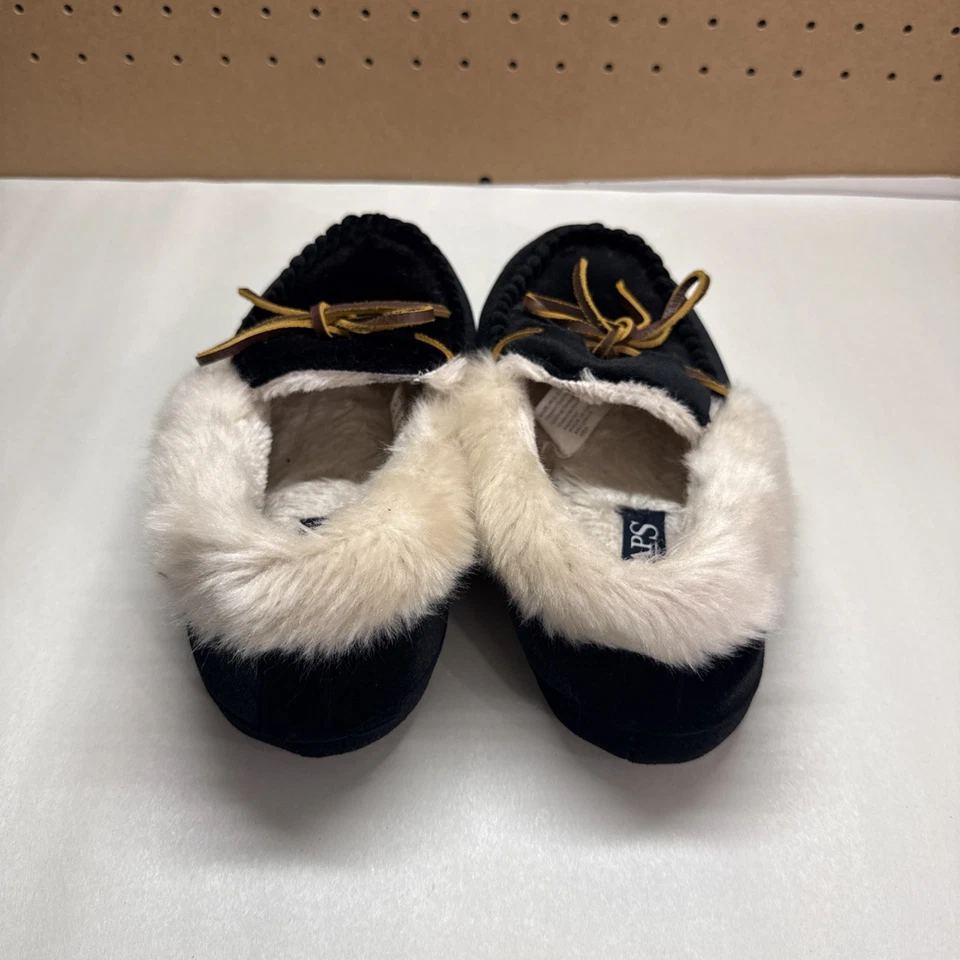 Chaps Women’s Black Velour Faux Fur Slip On Slippers Size US 6.5 — 7.5 - Image 4 of 4