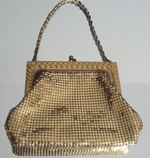 VINTAGE WHITING DAVIS GOLD MESH EVENING PURSE 4" x 5" WITH CHAIN HANDLE.