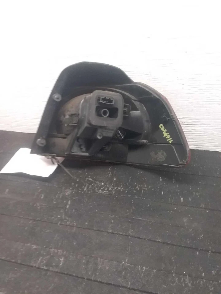 Used Left Outer Tail Light Assembly fits: 2011 Volkswagen Golf gti exc. City Htb Foto 3 de 4