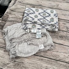 Lot of 2 Aden  Anais Gray and White Patterned Swaddle Blankets 40  square