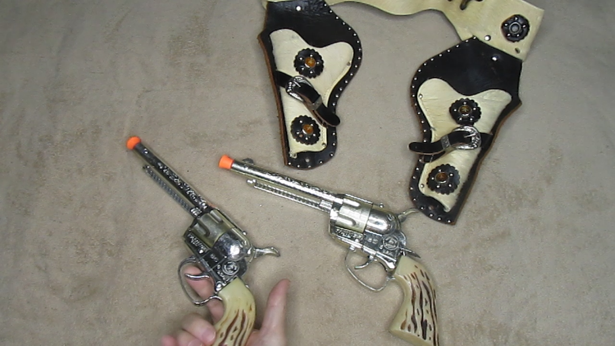 Vintage 1960's Mattel Fanner 50 Toy Cap Gun Double Holster Hair-On