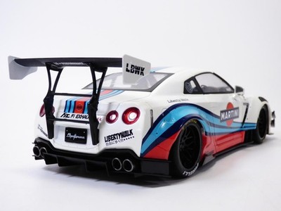NISSAN Skyline GTR - R35 Liberty Walk body kit 2.0 racing 1/18