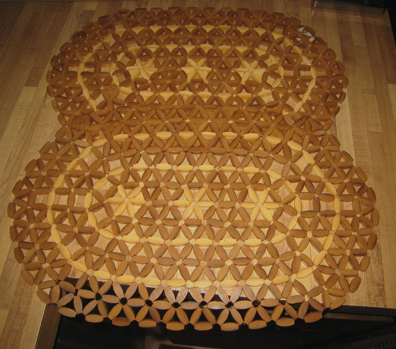 Wooden Bead Daisy Pattern Flexible Placemats Set of 2 - VINTAGE ESTATE SALE ITEM