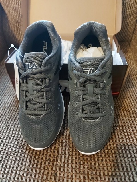 fila size 3 trainers