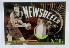 22-23 Panini Noir Newsreels Jerseys Kristaps Porzingis Prime Holo /25