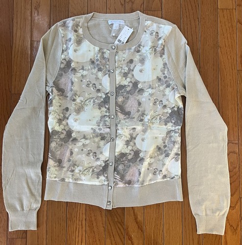 Longue robe beige à bretelle boutonné avec ceinture et volants